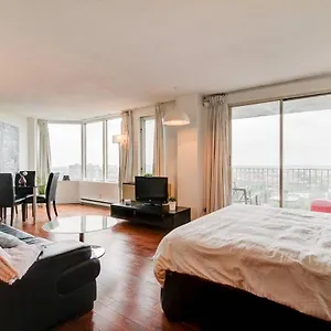Beautiful Apartment - Gorgeous View Of The City - 7 Minute Walk To Metro - Self Check In Montreal